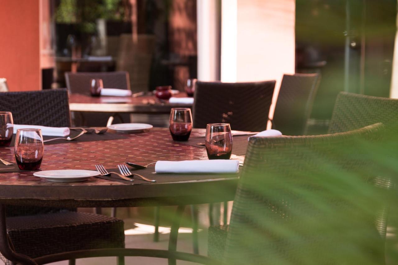 Hotel Restaurant Spa Disini Montpellier Est, The Originals Relais Castries Esterno foto