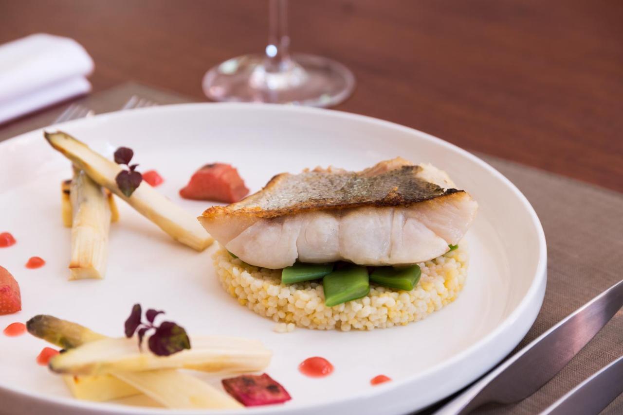 Hotel Restaurant Spa Disini Montpellier Est, The Originals Relais Castries Esterno foto